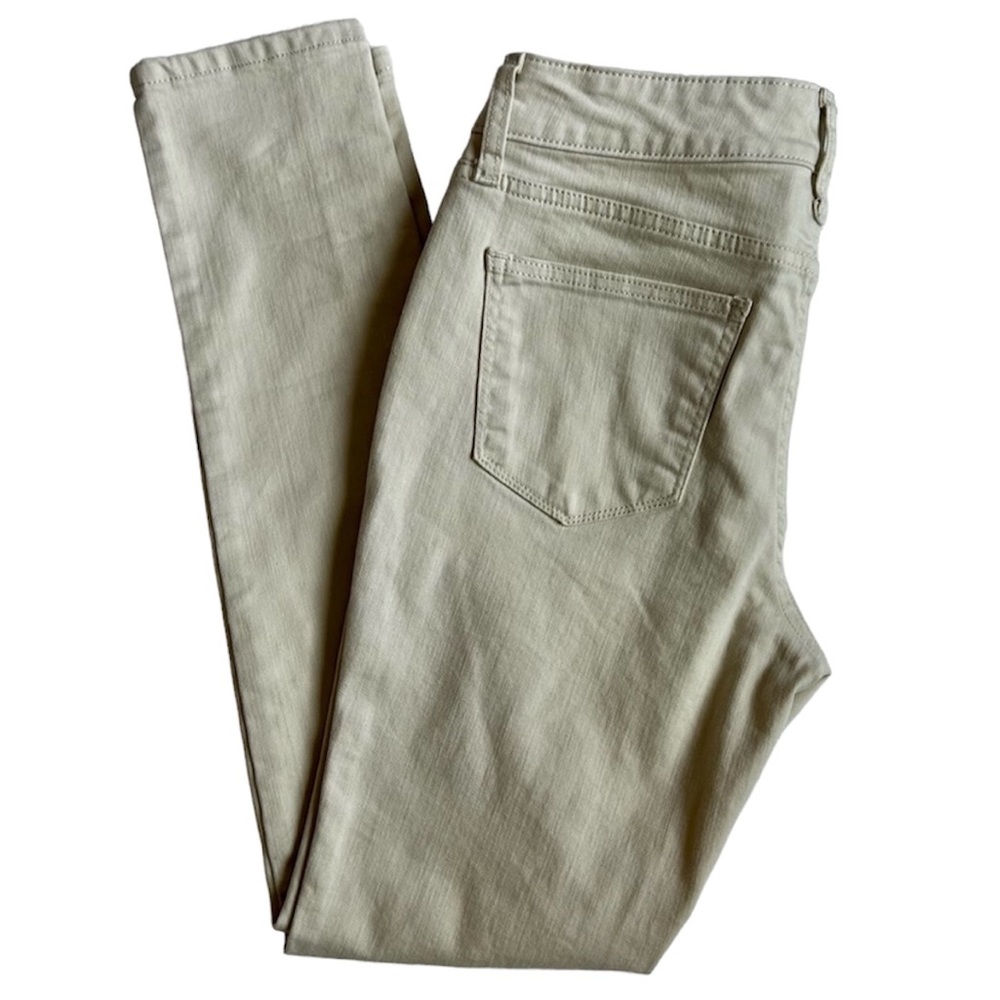 St John’s Bay Skinny Cream 5 Pocket Size 2 Jean